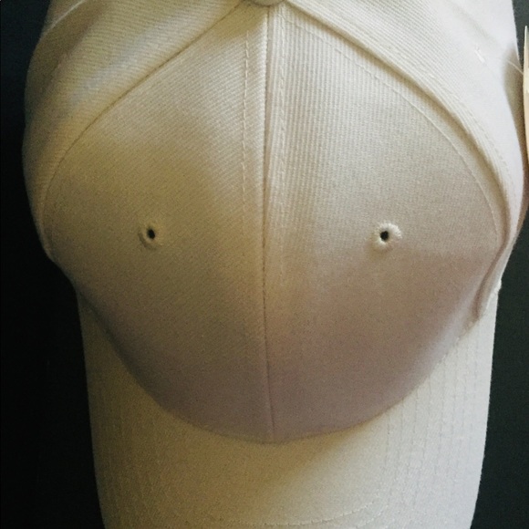 City hunter plain white fitted cap - Picture 2 of 4
